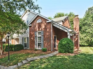 9300 Kings Falls Dr, Charlotte, NC