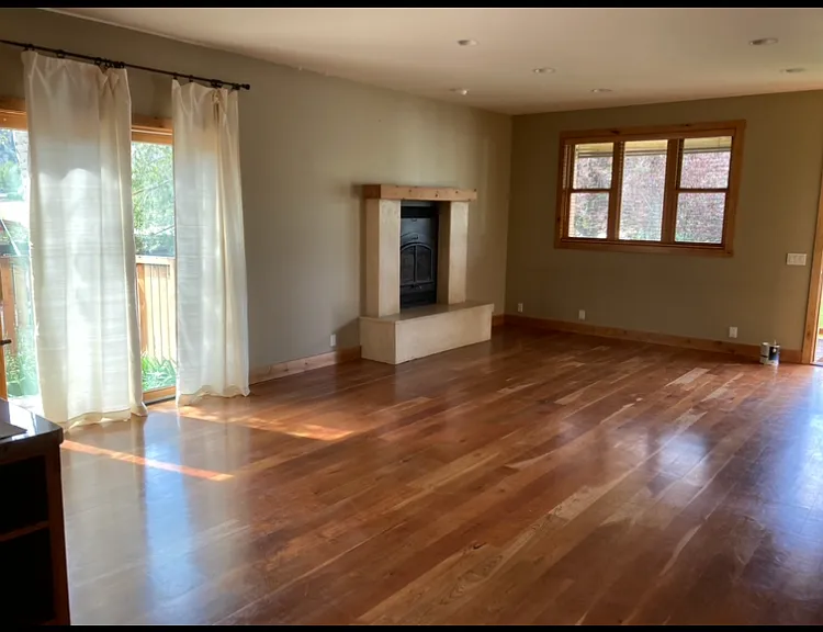 351 Cranbrook Rd — Photo 2
