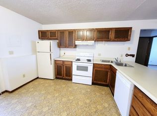 2908 Straus Ln #D, Colorado Springs, CO 80907