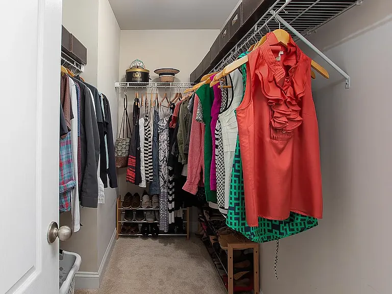 113 Bella Dr — Photo 6