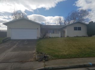 30 SE Kirk Ave, Pendleton, OR 97801