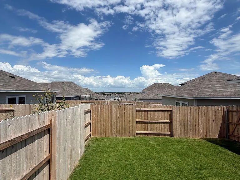 2612 Towy Rd — Photo 32