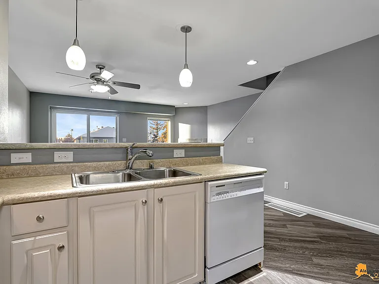 1515 Latouche St #2 — Photo 17