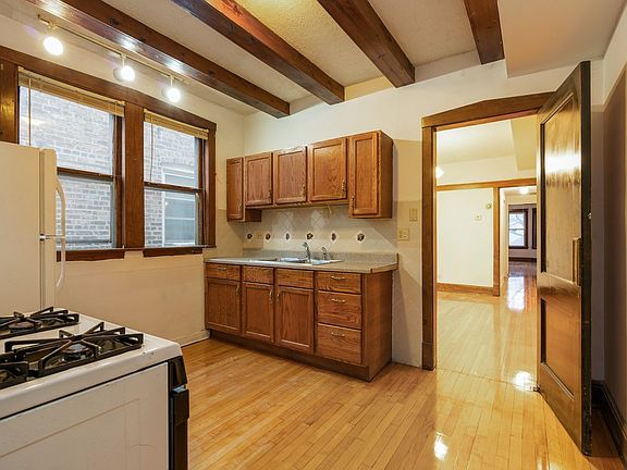 5th image of 4125 N Francisco Ave Unit 2