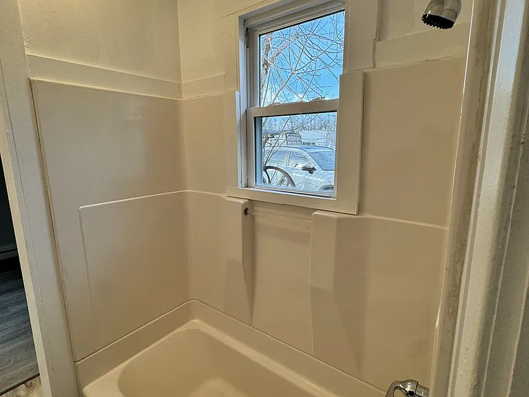 395 N Pennsylvania Ave — Photo 8
