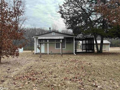1200 N 3rd St, Oquawka, IL, 61469