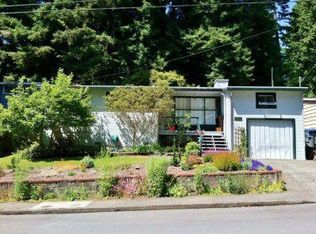 1542 Charles Ave, Arcata, CA 95521