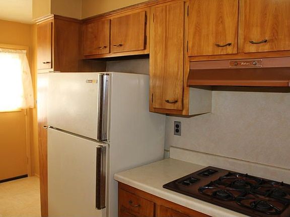 4th image of 7 Regina Pl