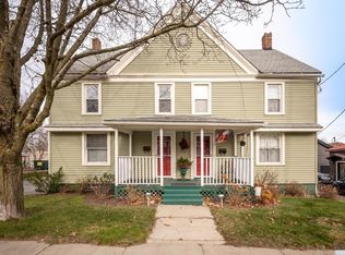 956 Columbia St, Hudson, NY 12534
