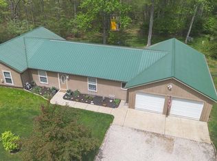 12067 E Bedrock Ln, Springville, IN 47462