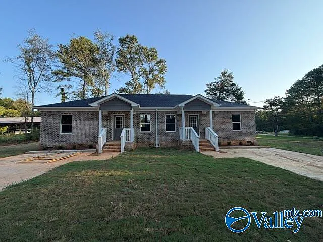 2 bed, 2.0 bath, 900 sqft, $2,200 — Photo 1