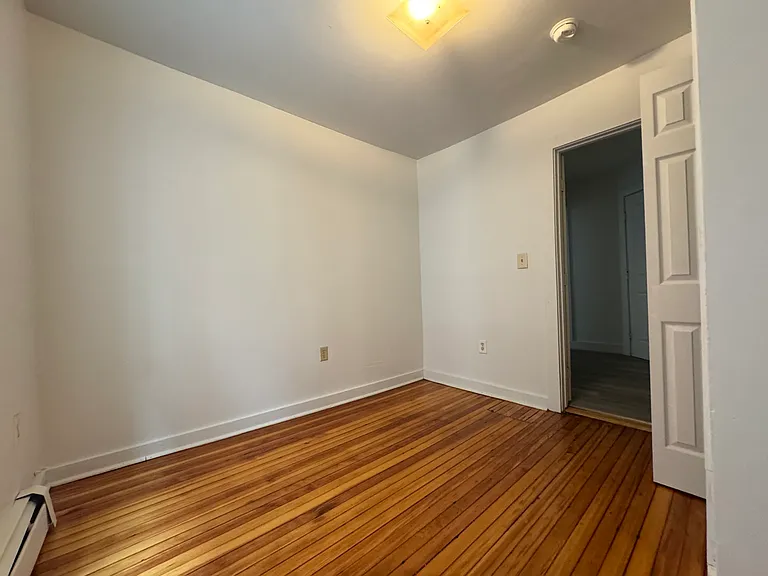 171 Frank St #2B — Photo 9