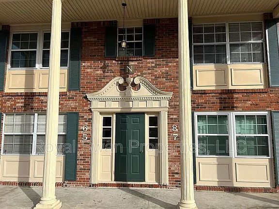 2nd image of 1920 E Edgewood Dr APT N5