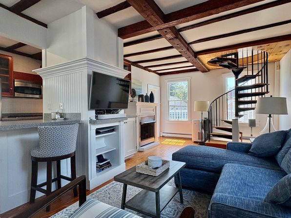 42 Pope St #2