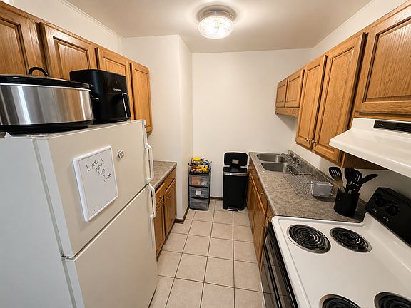 3rd image of 8401-8403 198th Ave #203