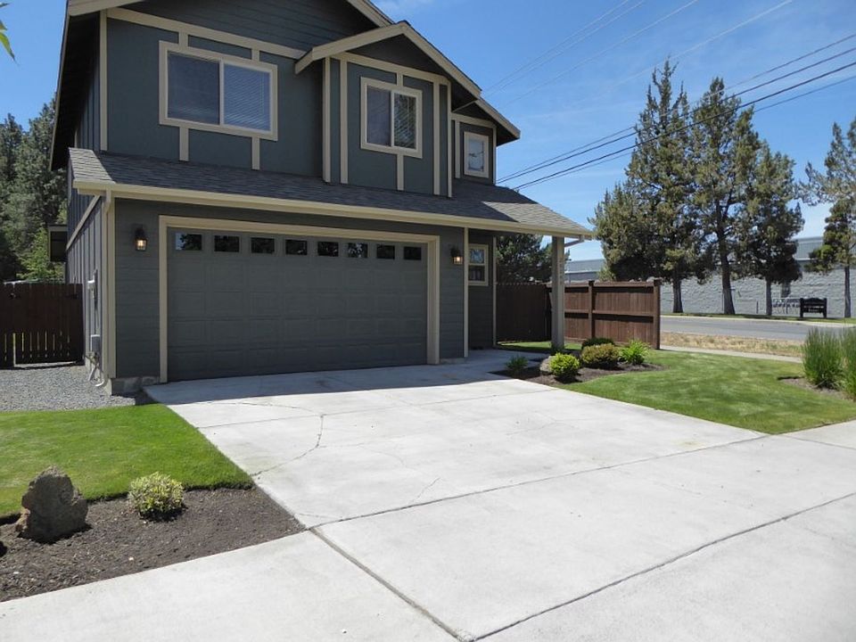 1st image of 20249 Knightsbridge Pl
