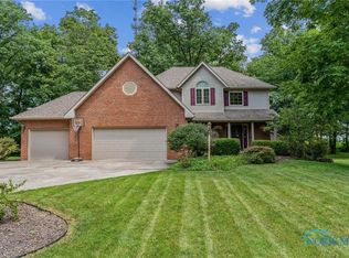 3835 Forest Trail Dr, Findlay, OH 45840
