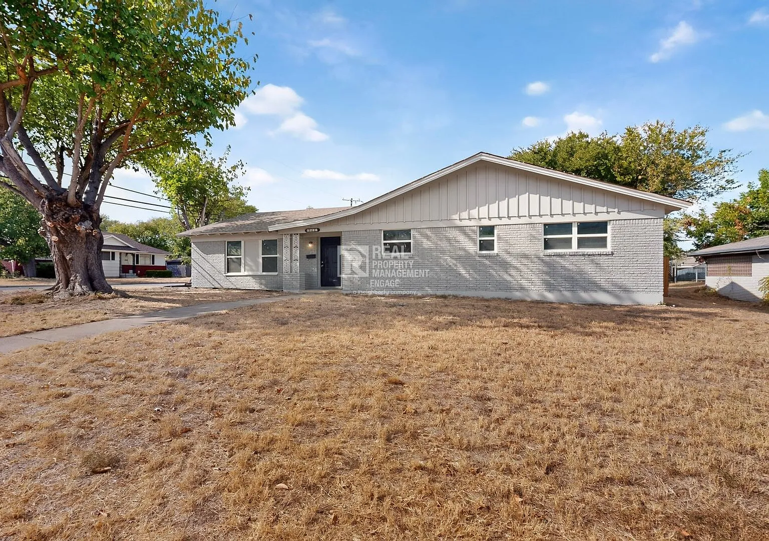 4 Bedroom Single-Story Home available For Rent in Fort Worth!! — Photo 4