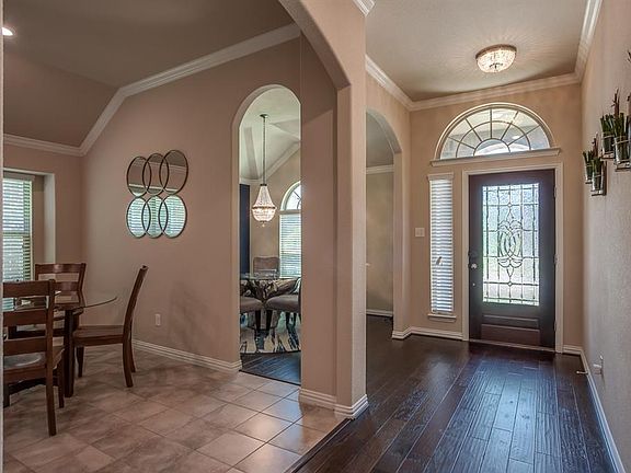 4th image of 5209 Texana Dr