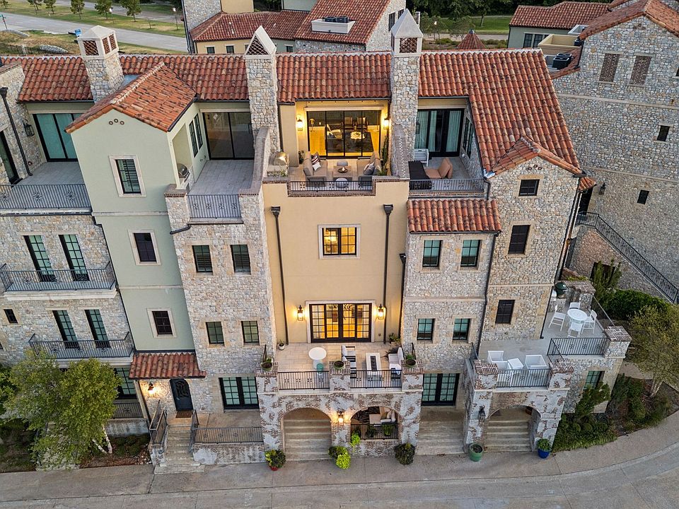 1st image of 63 Cortes Dr