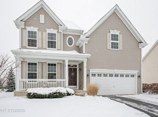 3 Turnberry Ct, Lake In The Hills, IL 60156