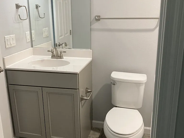 719 Cypress Dr — Photo 13