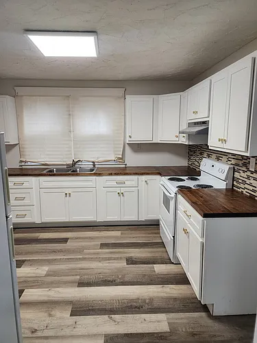 11119 Forest Ave #1 Photo 1