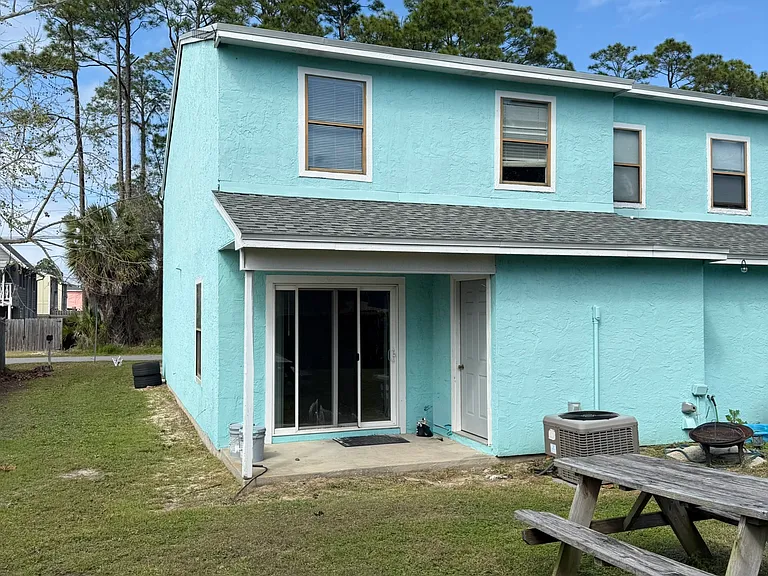 6221 Hibiscus Ave — Photo 36
