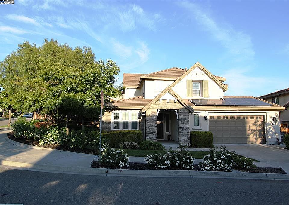 1st image of 5669 Avellina Dr