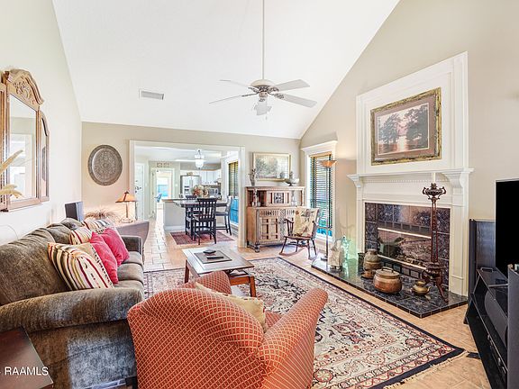 5th image of 2106 Cherry Palm Cir