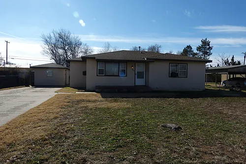 703 Dixie Dr Photo 1
