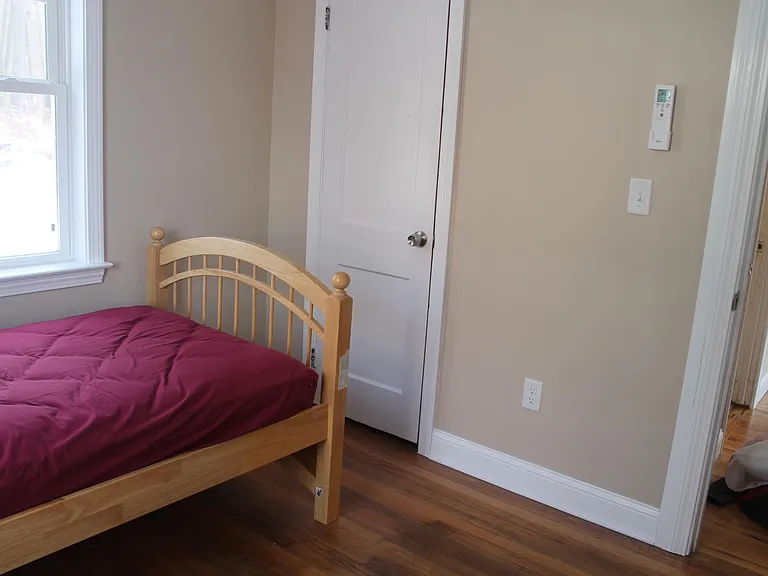 Small Bedroom/Office