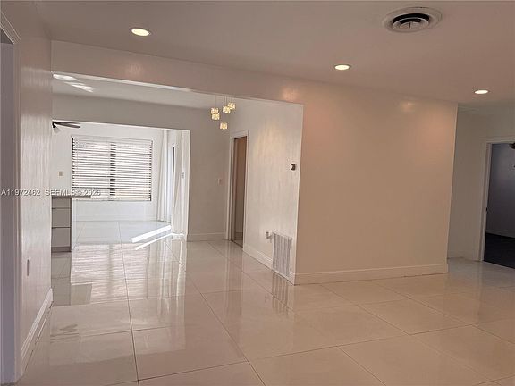 2nd image of 2818 Bahama Dr