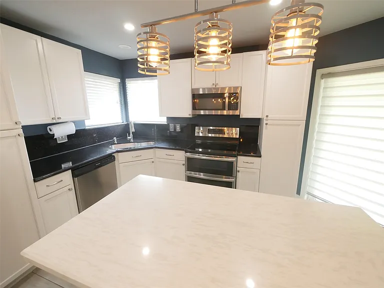 409 Seacrest Blvd — Photo 9