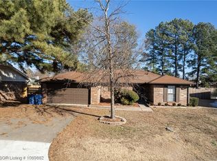 3605 S 95th Cir, Fort Smith, AR 72903