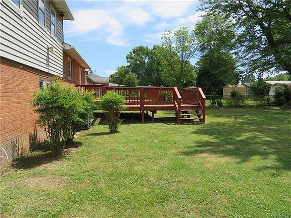 3rd image of 20236 Sheffield Pl