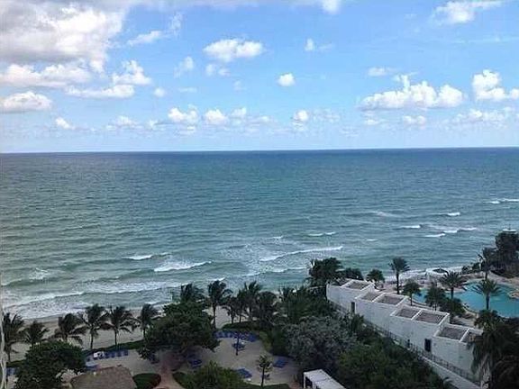 5th image of 3000 S Ocean Dr APT 702