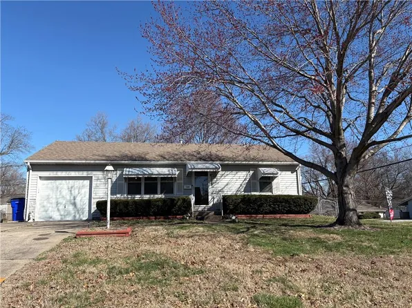 1404 NE 67th Ter, Gladstone, MO 64118