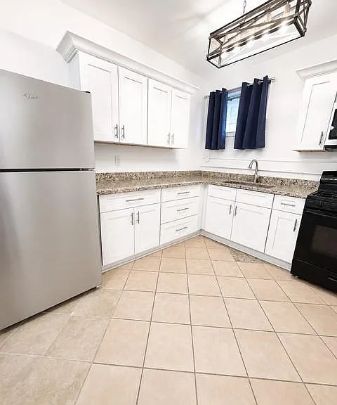 2356 Magazine St #103 — Photo 4
