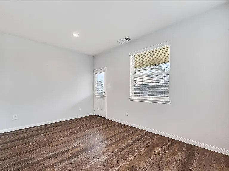 25048 Adams Canyon Dr — Photo 19