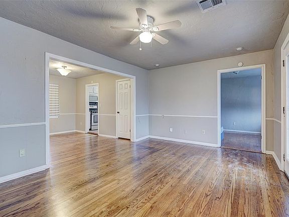 5th image of 1824 Andover Ct