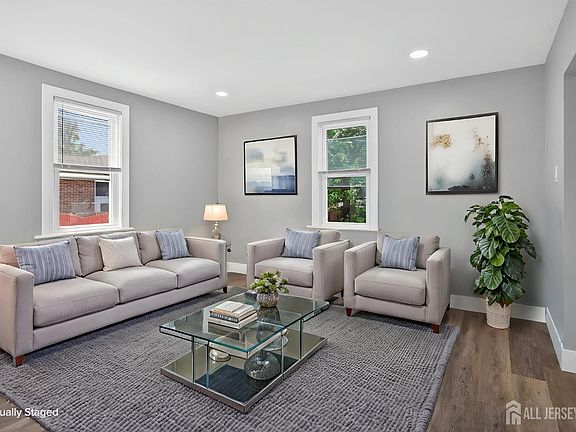 3rd image of 149 Prigmore St