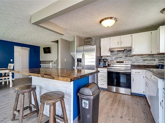2nd image of 4403 Woodpoint Ct