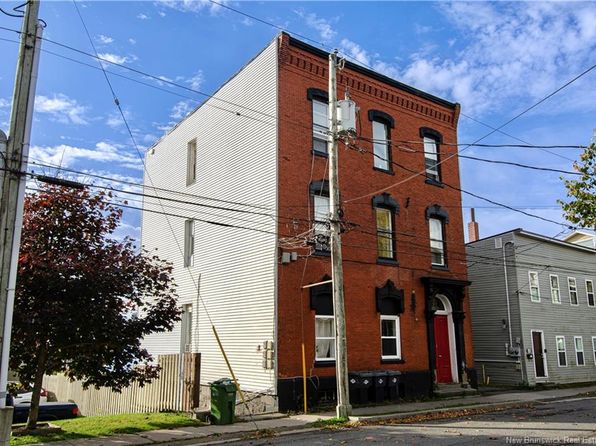 112 Queen St, Saint John, NB E2L 1S4