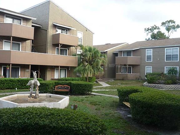 3rd image of 8603 Postwood Cir Unit 202