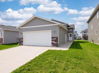 2754 10th St W, West Fargo, ND 58078