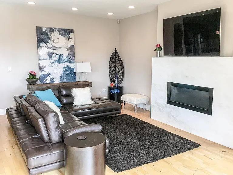 668 Marsolan Ave — Photo 9