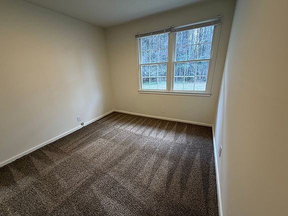 4th image of 1200 Old Sunbury Rd APT 12