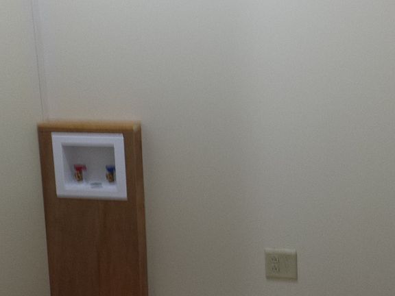 Washer & Dryer Hookup