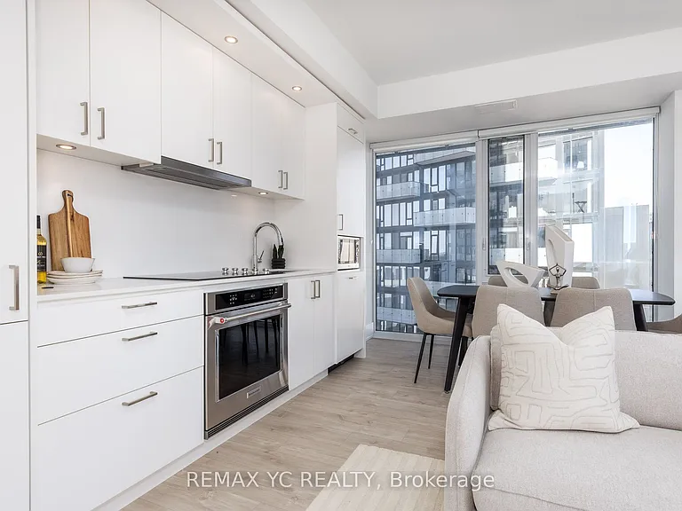 470 Front St W #1612 — Photo 10